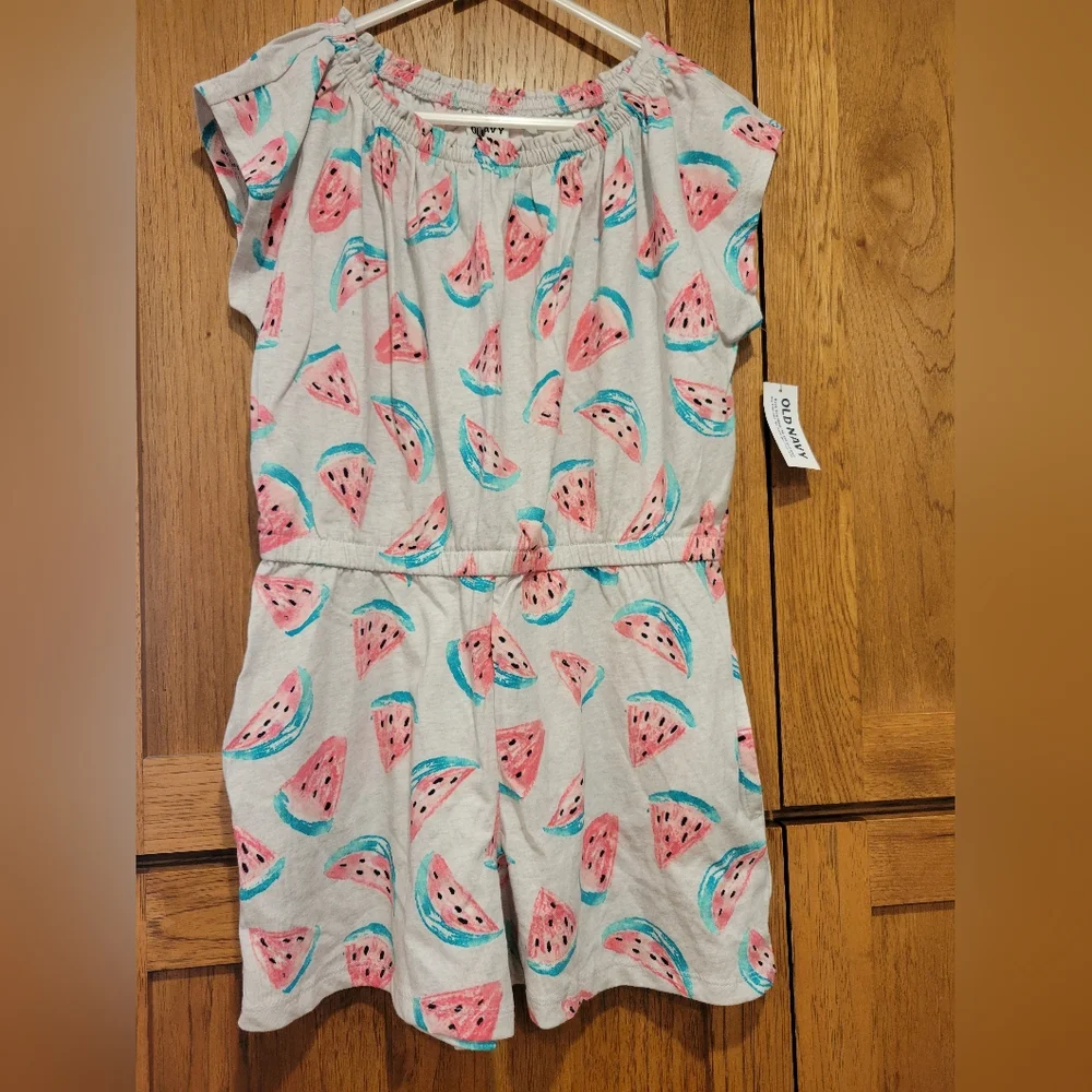 NWT Old Navy Short-Sleeve Watermelon Themed Cinched-Waist Romper Size 8 (M)